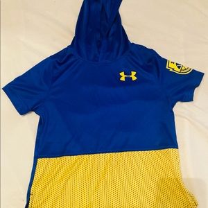 Under Armour Short Sleeve T-shirt Hoodie Size YM